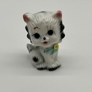 Vtg. Anthropomorphic Kitty Cat Figurine Taiwan Ceramic Whimsical Kitsch Cottage